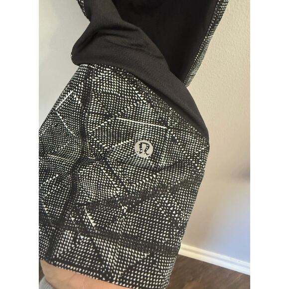 Lululemon Pace Rival Crop (22") Formation Alpine White Black / Black Size 6 - Picture 6 of 6